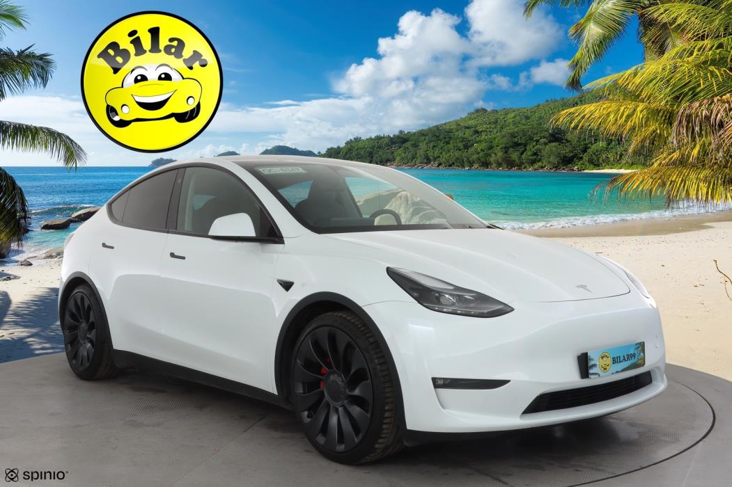 TESLA Model Y 2024