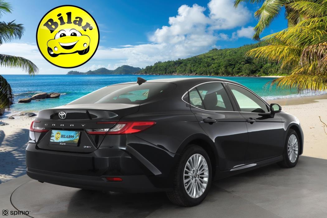 TOYOTA CAMRY 2025