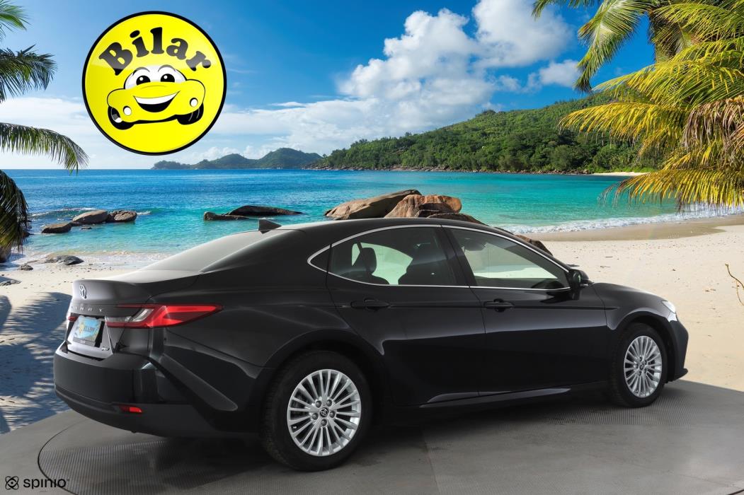 TOYOTA CAMRY 2025