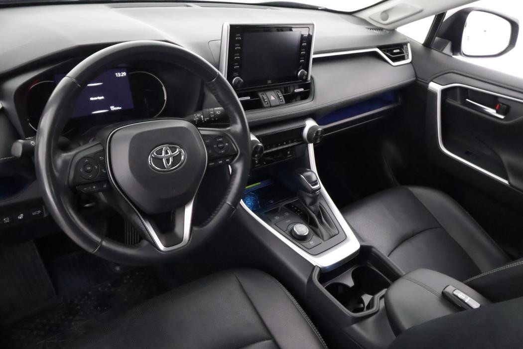 TOYOTA RAV4 2020