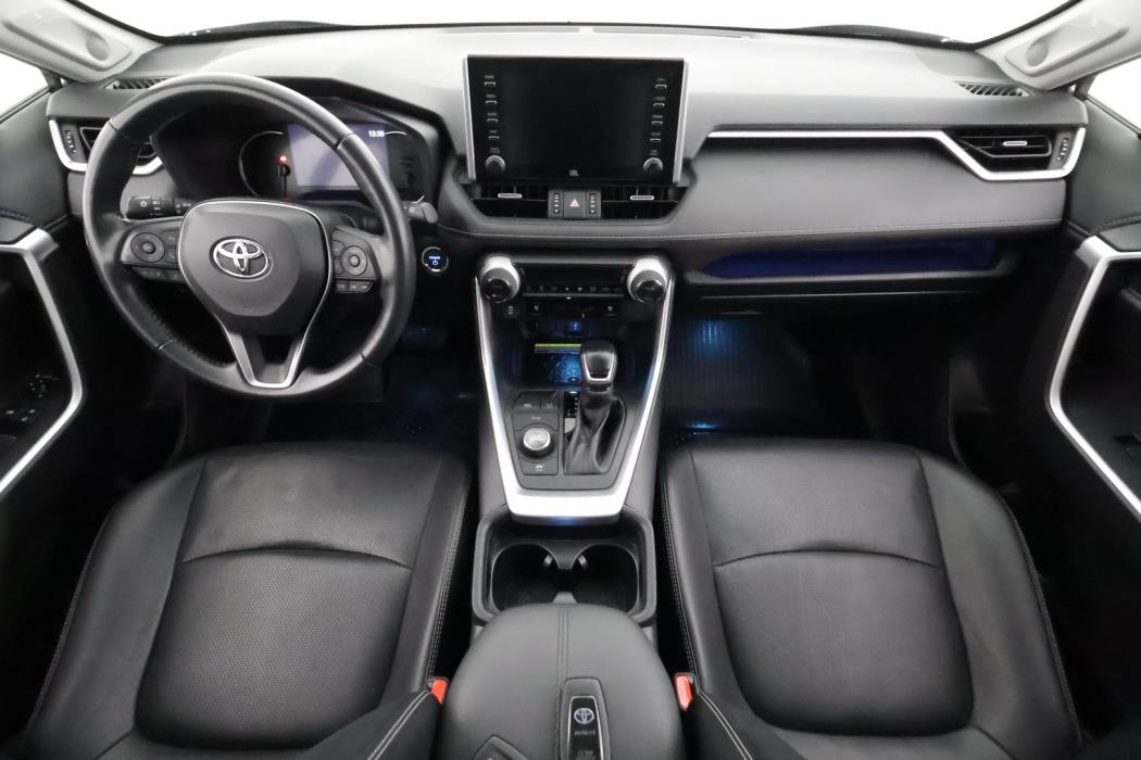 TOYOTA RAV4 2020