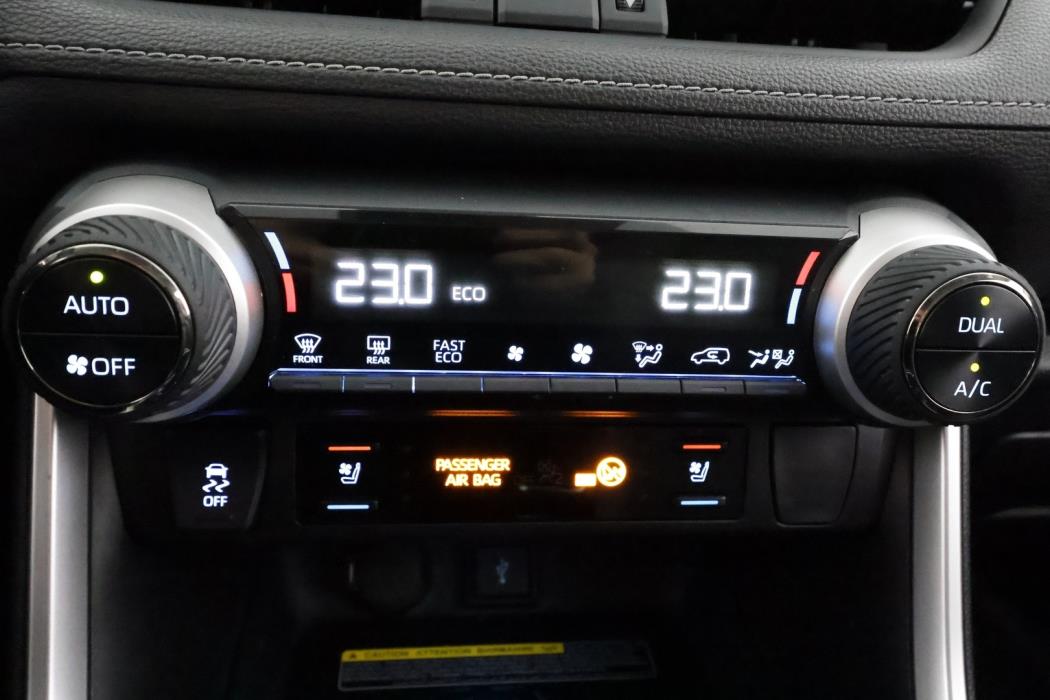TOYOTA RAV4 2020