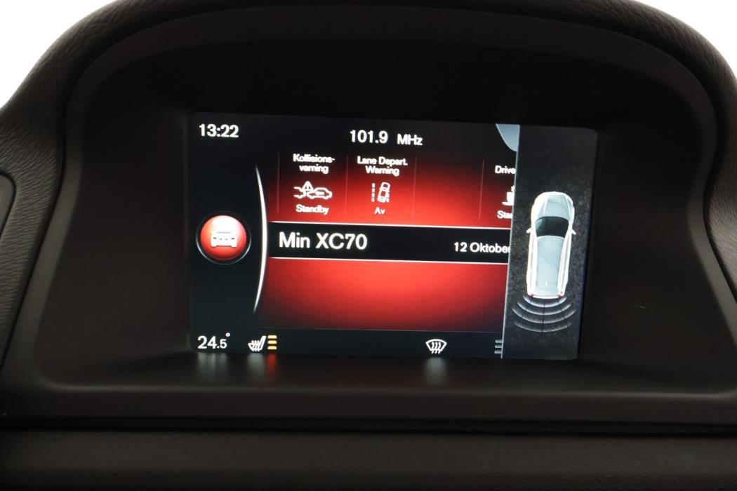 VOLVO XC70 2015