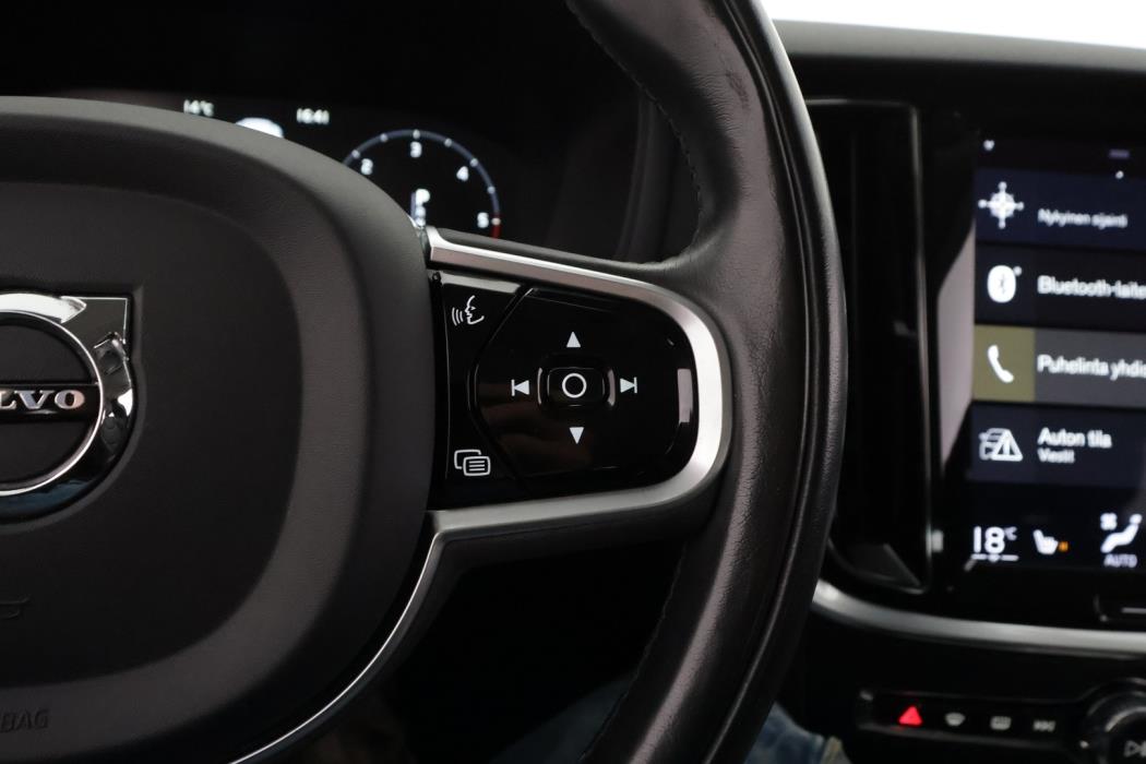 VOLVO V60 2019