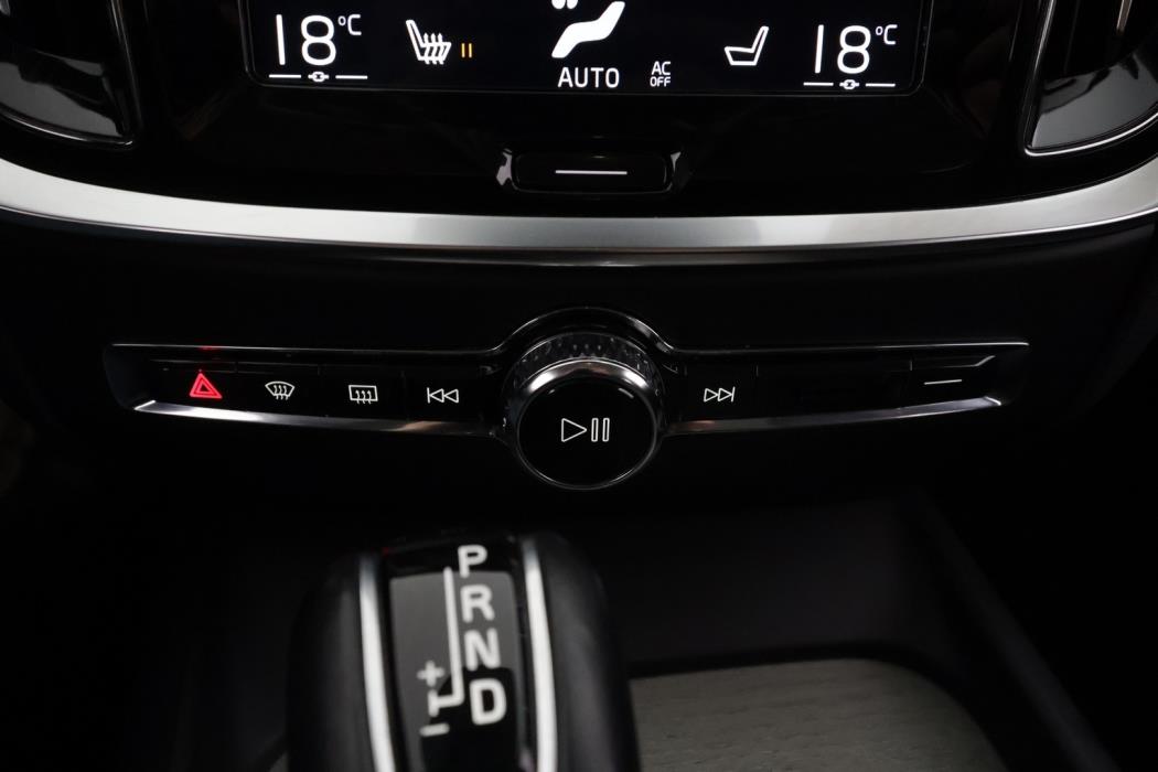 VOLVO V60 2019