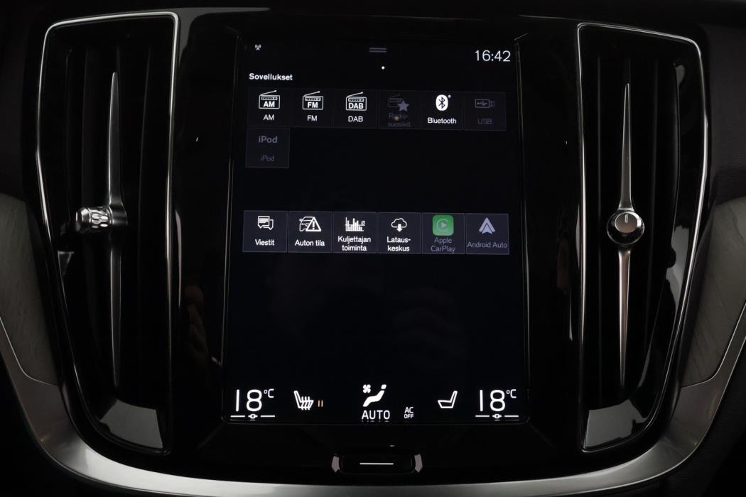 VOLVO V60 2019