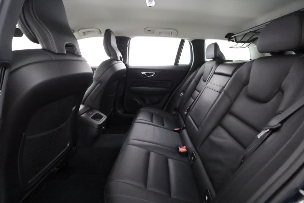 VOLVO V60 2019