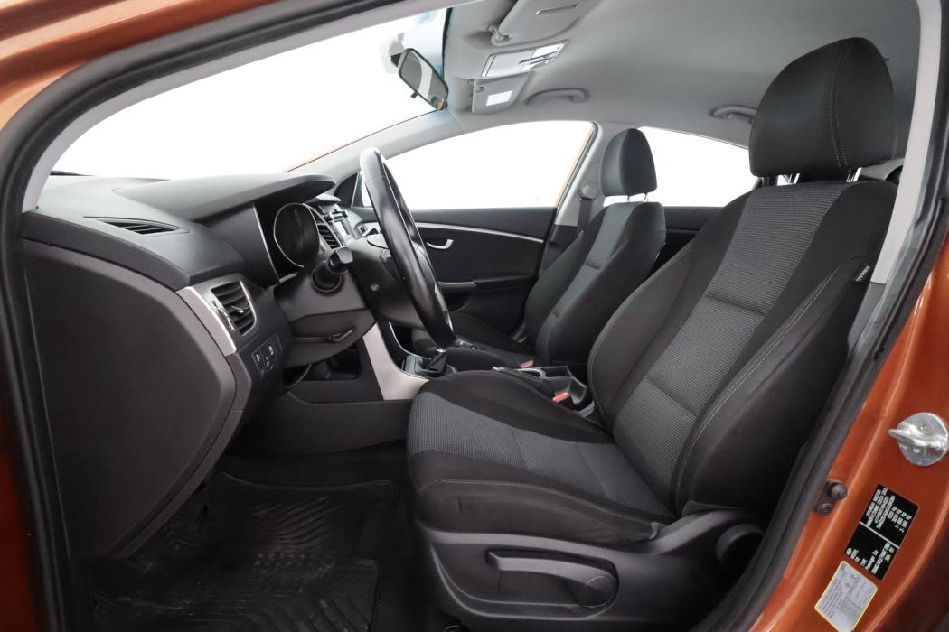 HYUNDAI i30 5d 2016