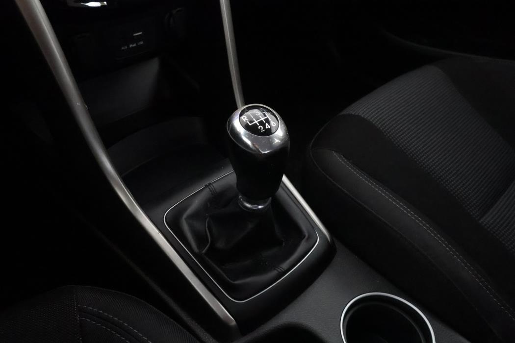 HYUNDAI i30 5d 2016