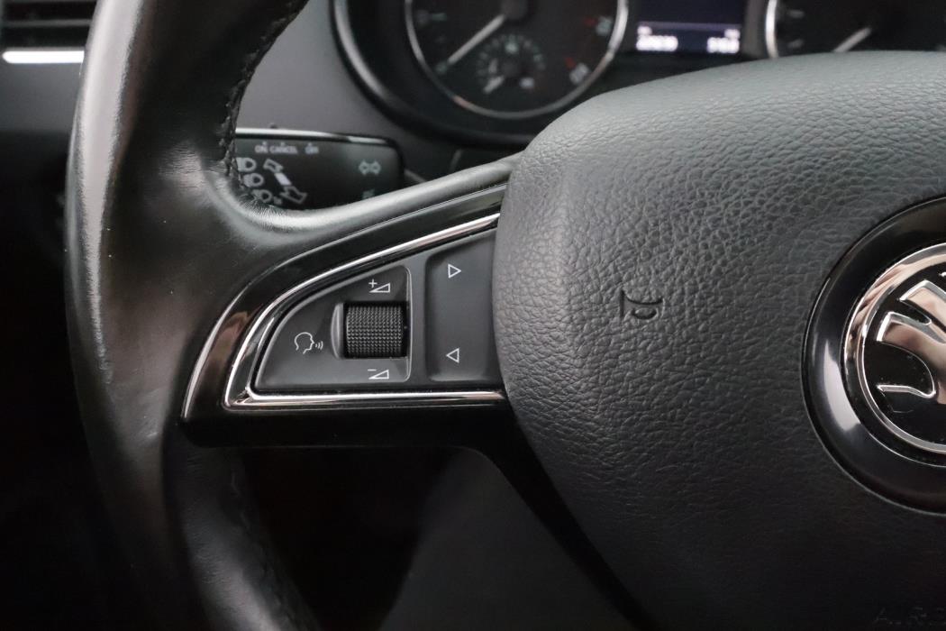 SKODA Octavia 2016