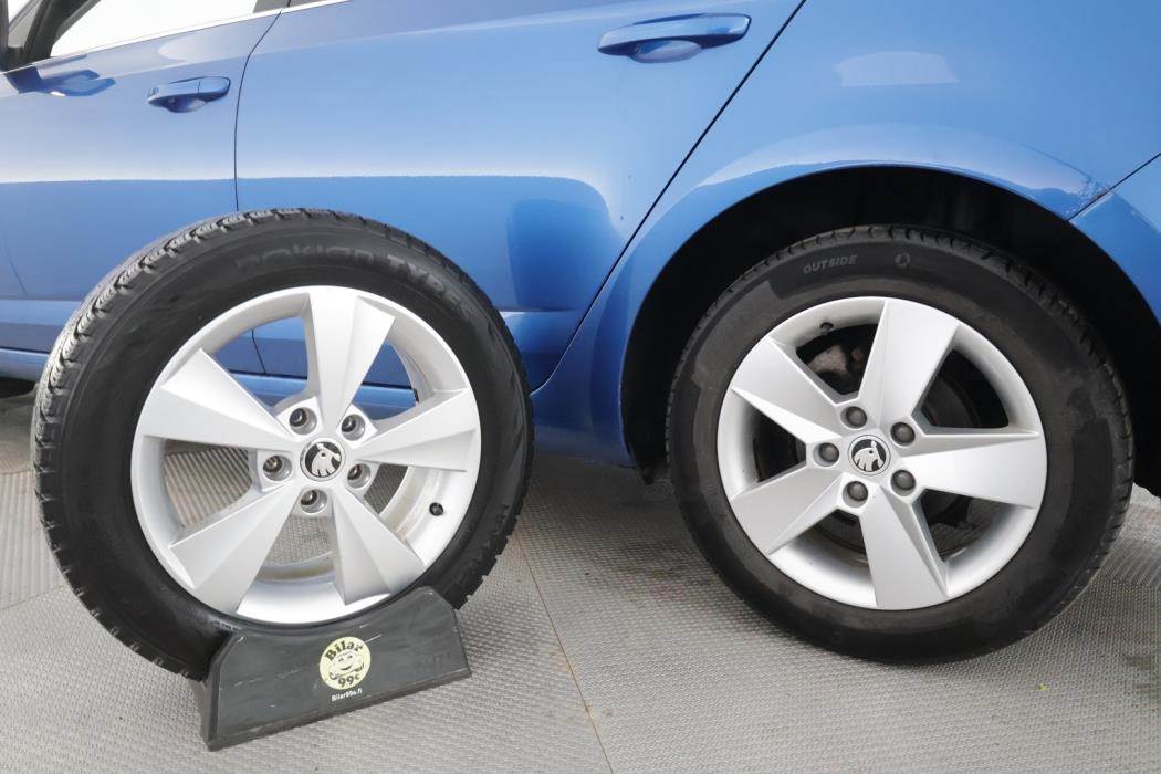 SKODA Octavia 2016
