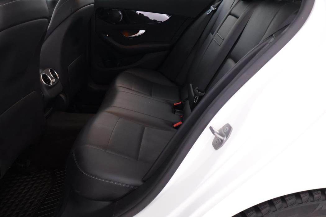 MERCEDES-BENZ C 2019