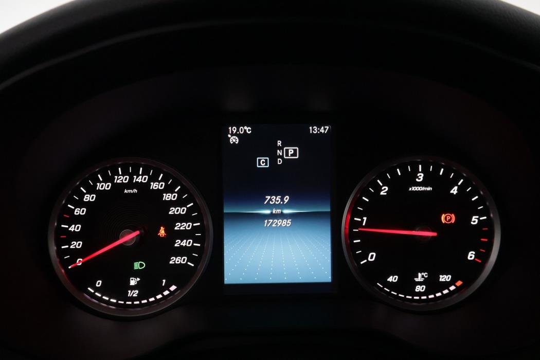 MERCEDES-BENZ C 2019