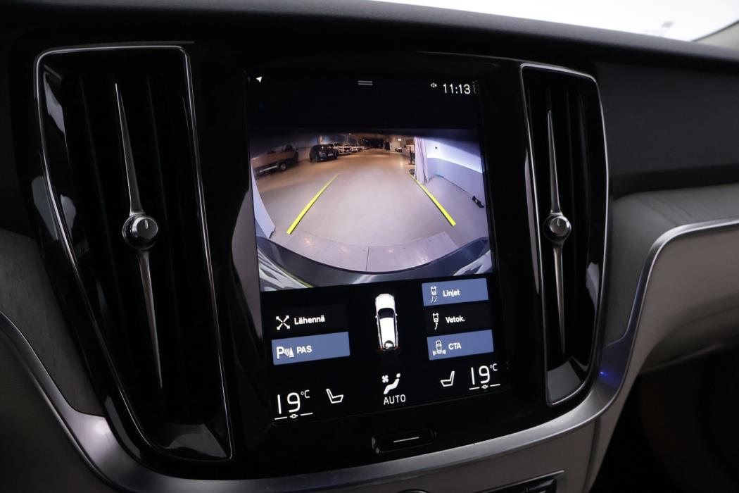 VOLVO V60 2019