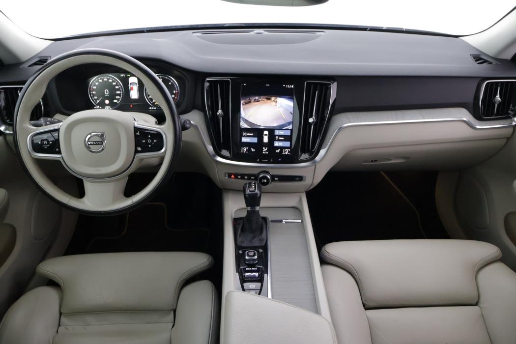 VOLVO V60 2019