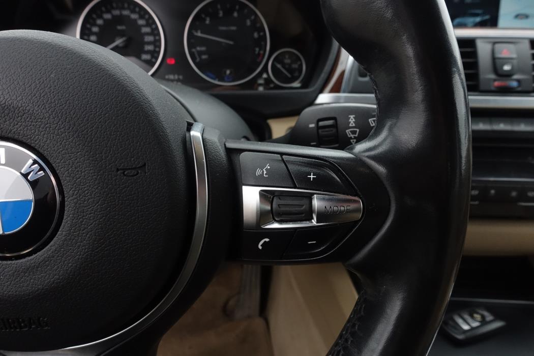 BMW 330 2016