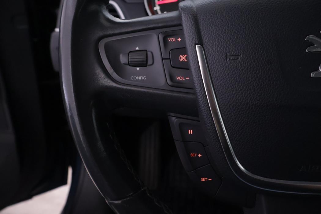 PEUGEOT 508 2012