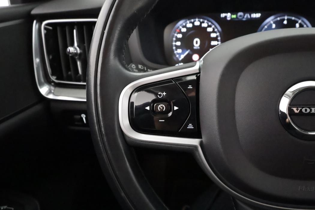 VOLVO S60 2022