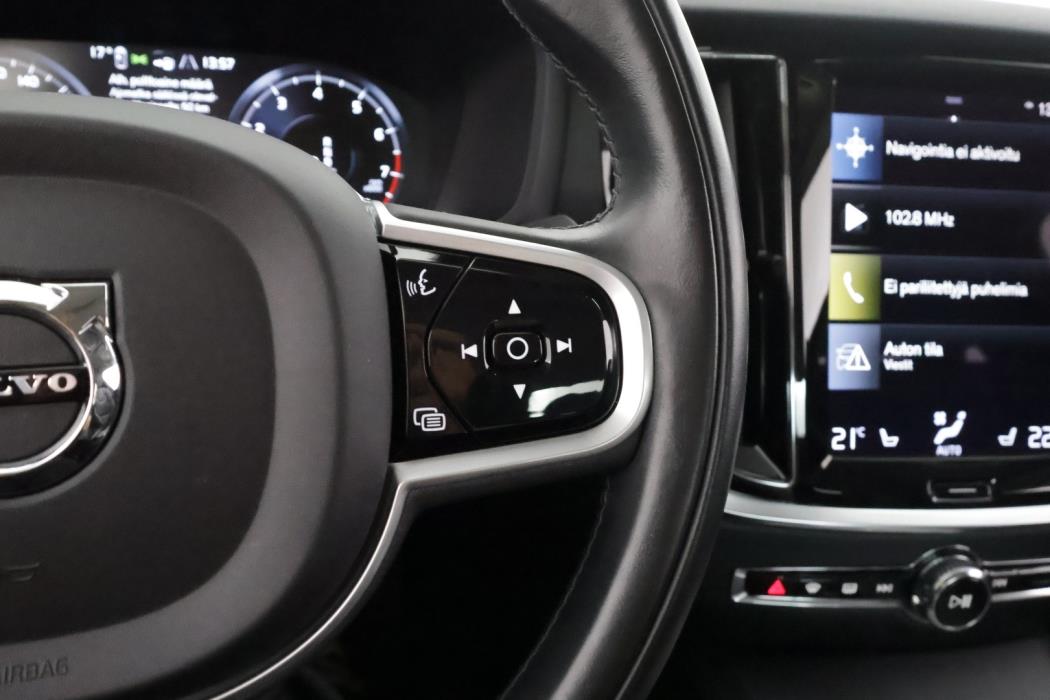 VOLVO S60 2022