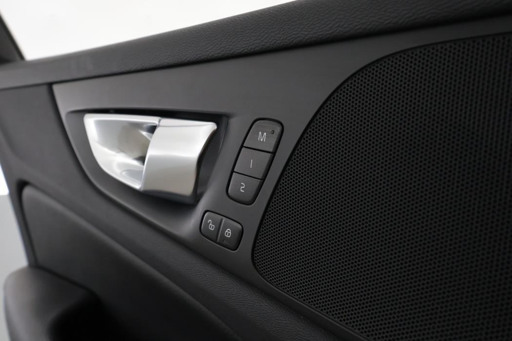 VOLVO S60 2022