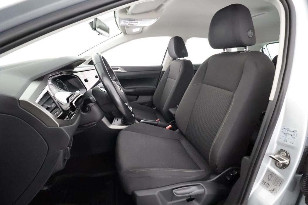 VOLKSWAGEN Polo 2020