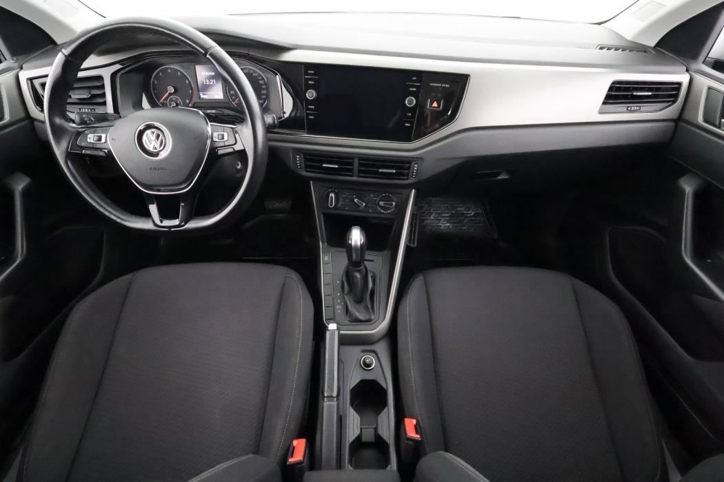 VOLKSWAGEN Polo 2020