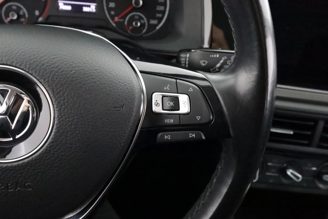 VOLKSWAGEN Polo 2020