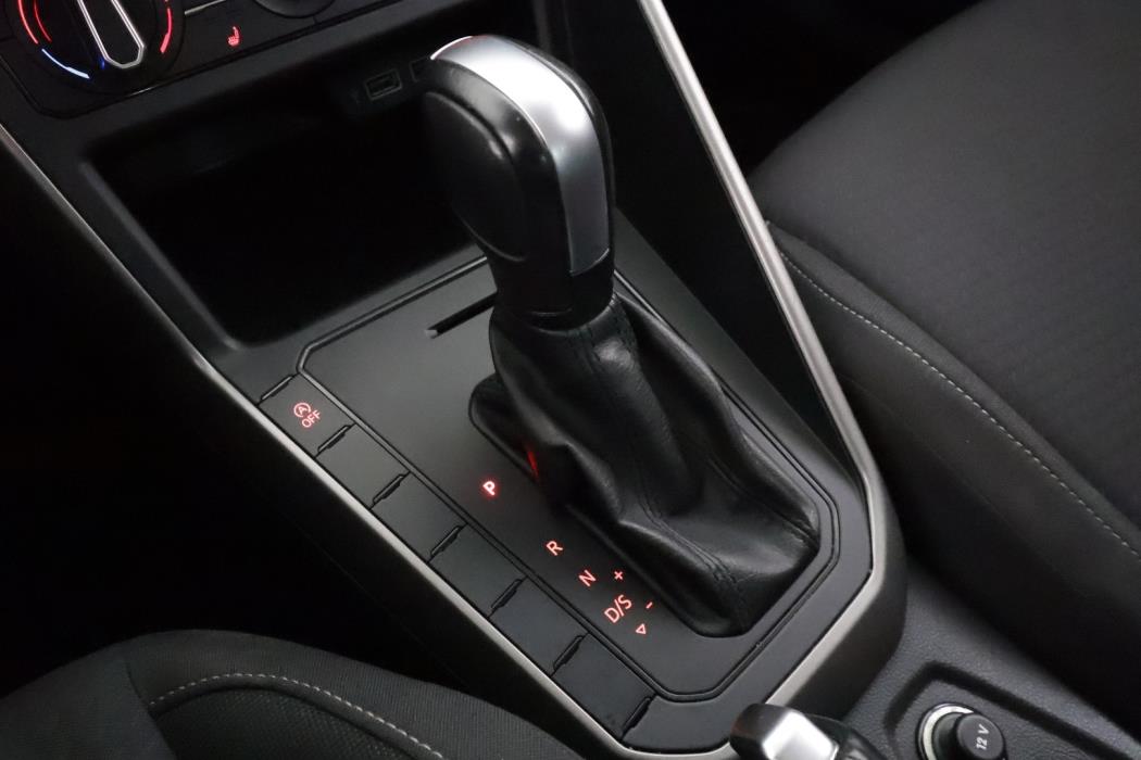VOLKSWAGEN Polo 2020