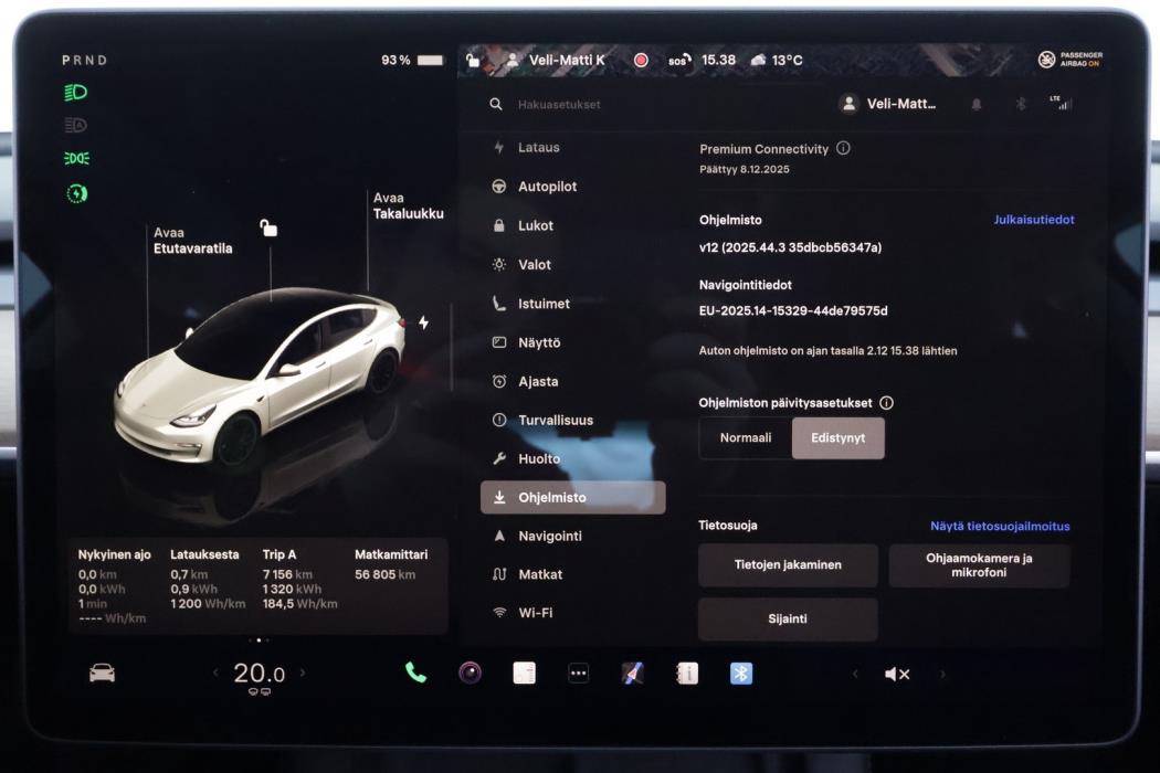 TESLA Model 3 2022