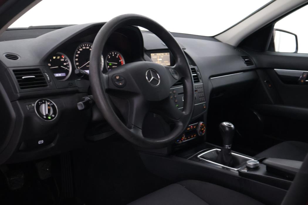 MERCEDES-BENZ C 2008