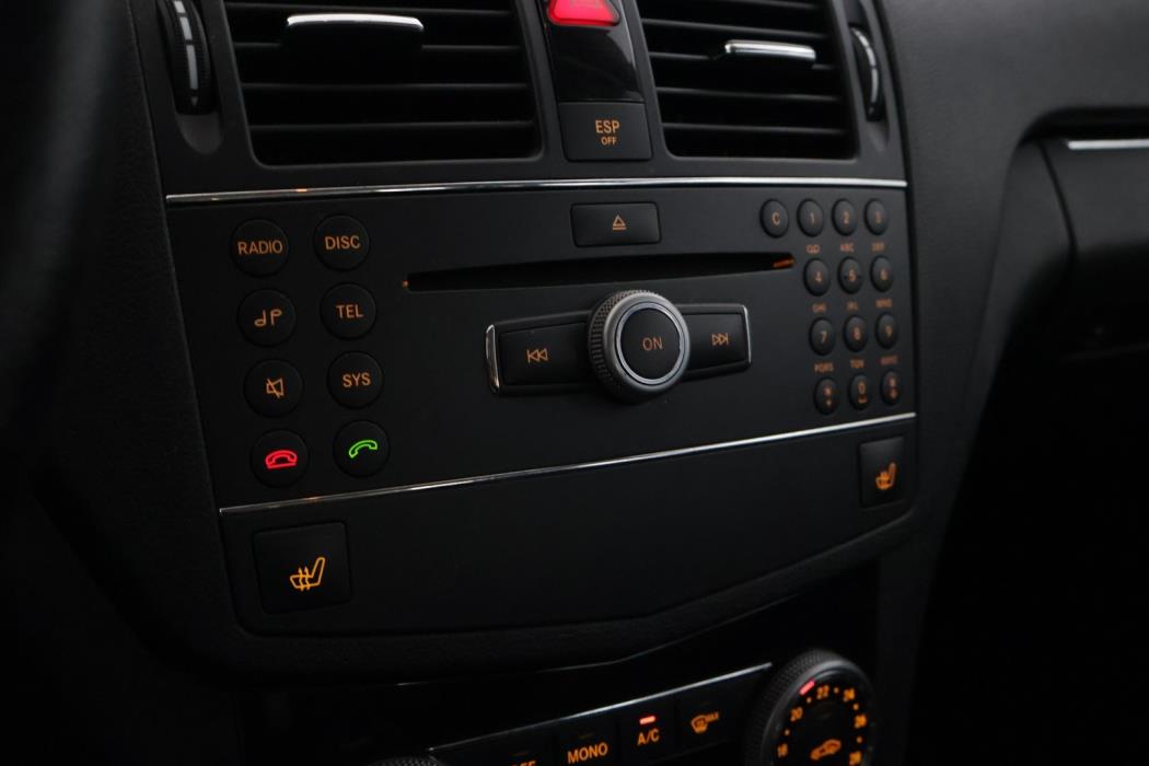 MERCEDES-BENZ C 2008