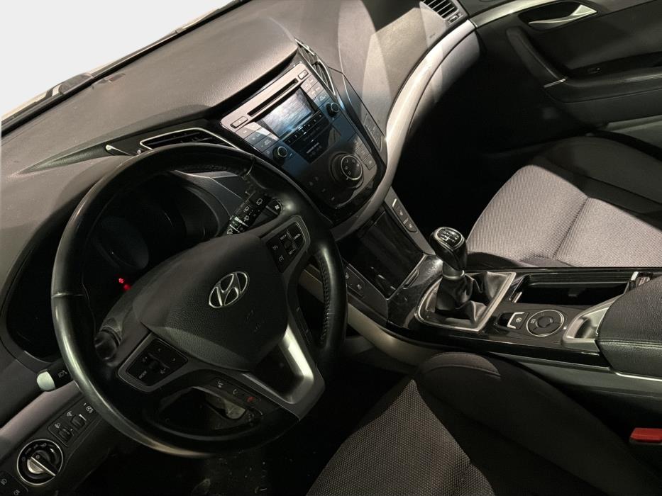 HYUNDAI i40 Wagon 2014