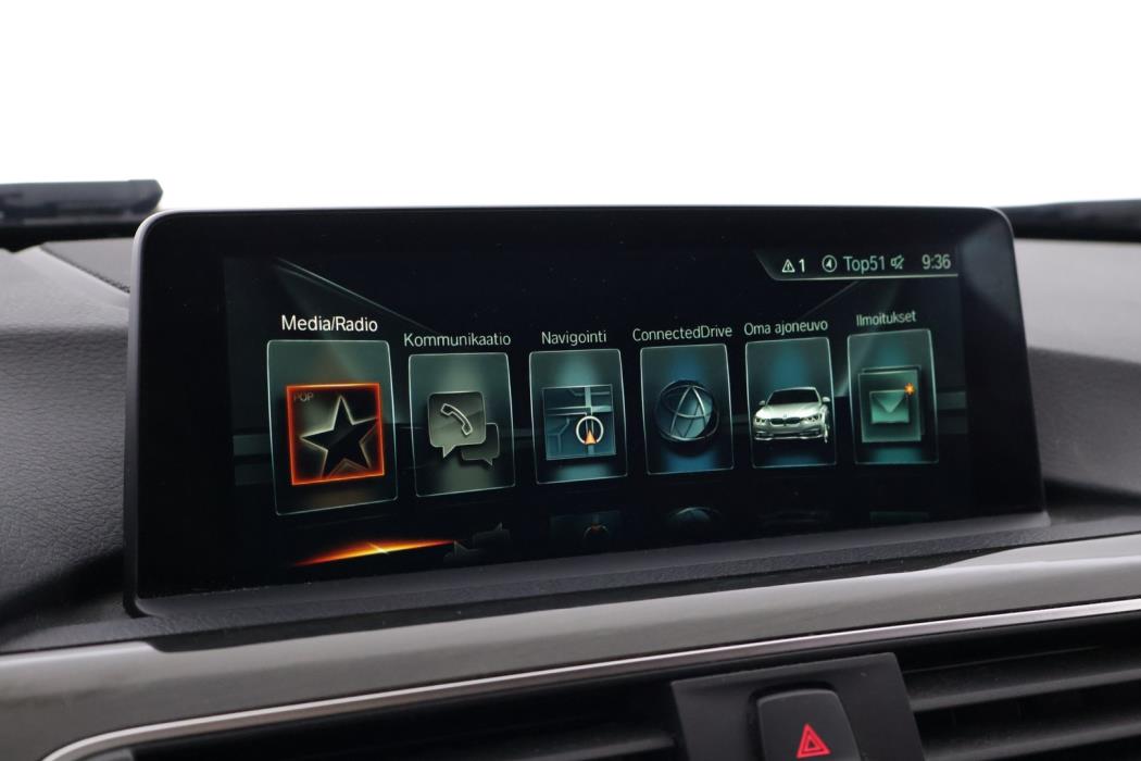 BMW 330 2016