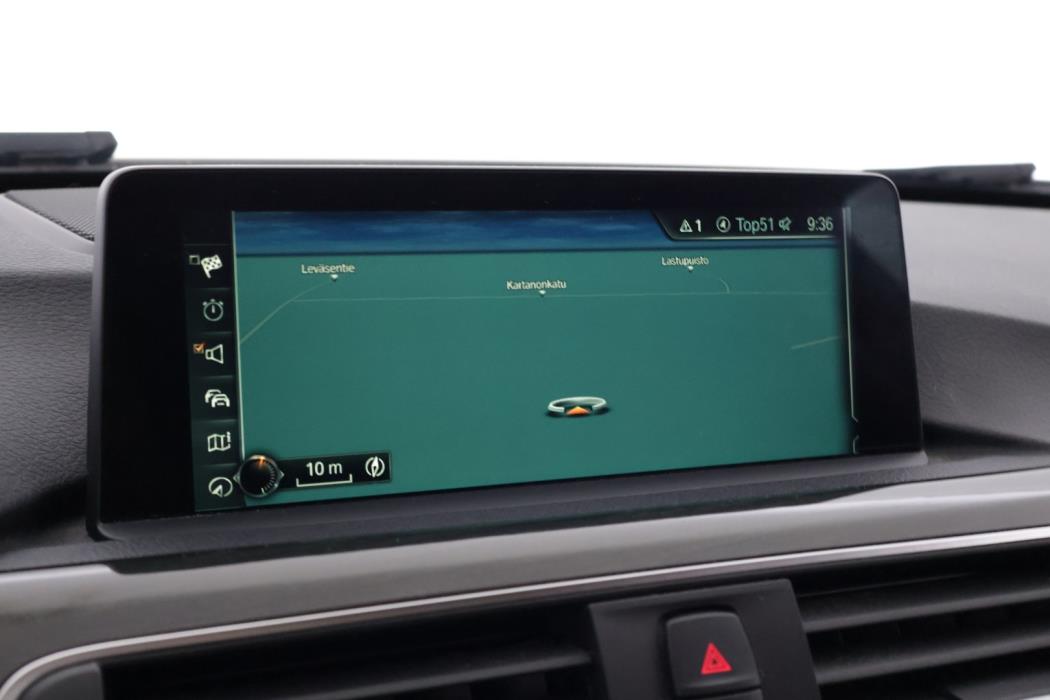 BMW 330 2016