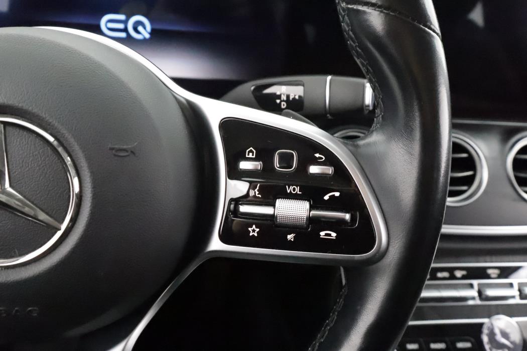 MERCEDES-BENZ E 2020