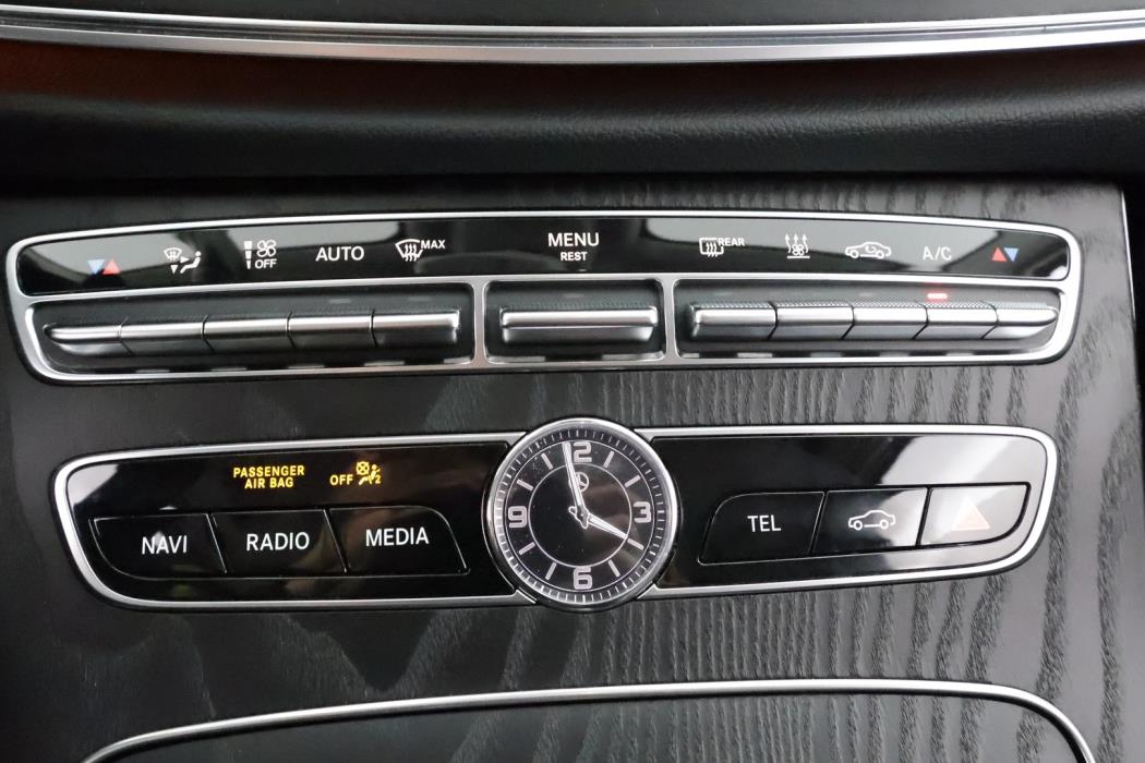 MERCEDES-BENZ E 2020