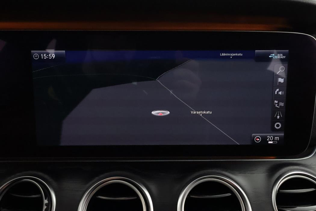 MERCEDES-BENZ E 2020