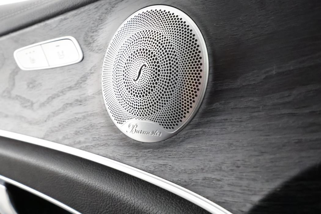 MERCEDES-BENZ E 2020