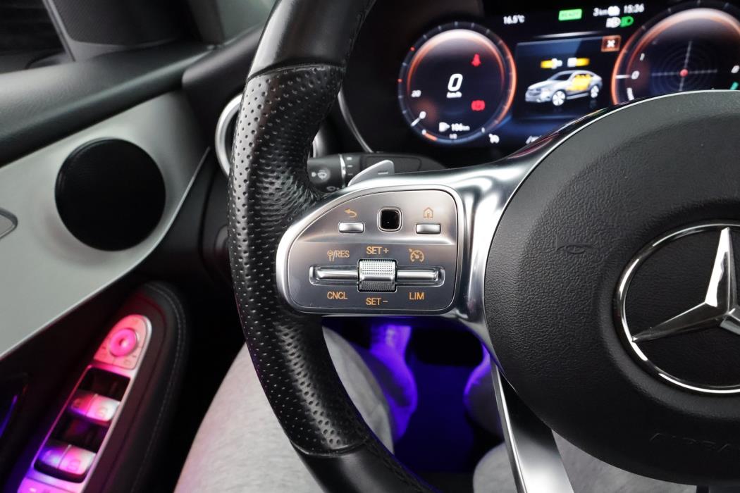 MERCEDES-BENZ GLC 2021