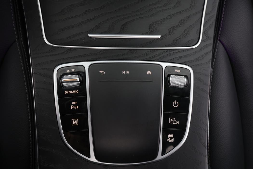 MERCEDES-BENZ GLC 2021