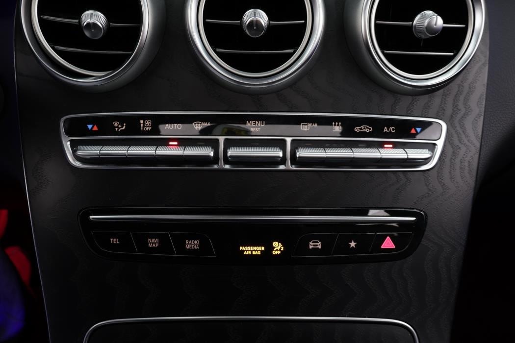 MERCEDES-BENZ GLC 2021