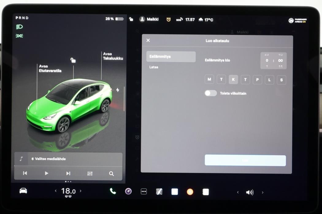 TESLA Model Y 2023