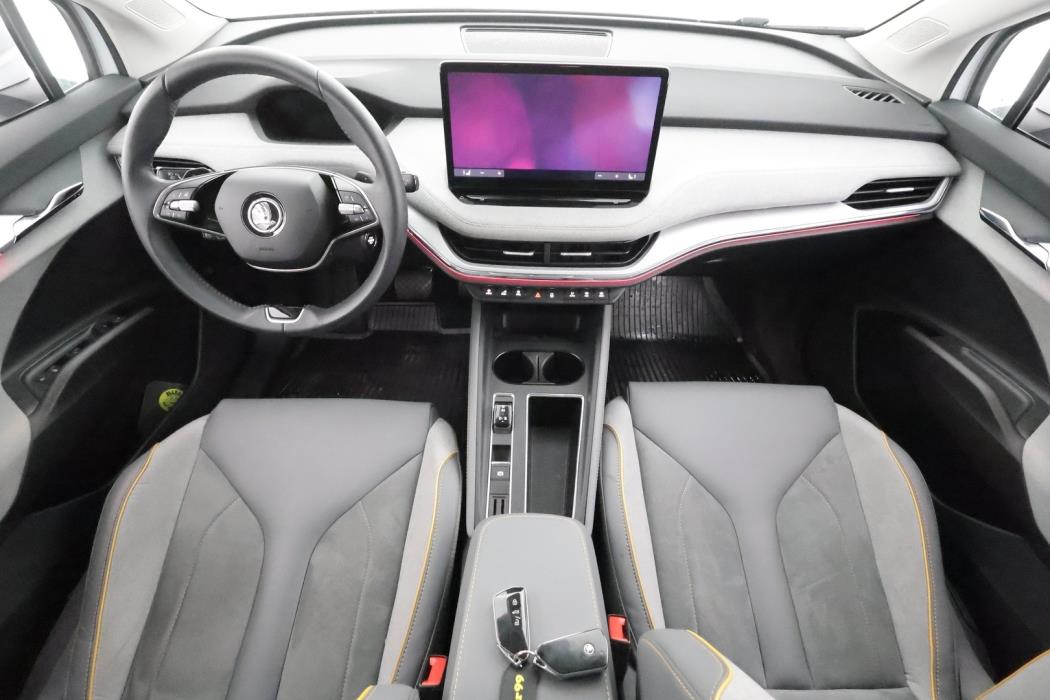 SKODA Enyaq 2024