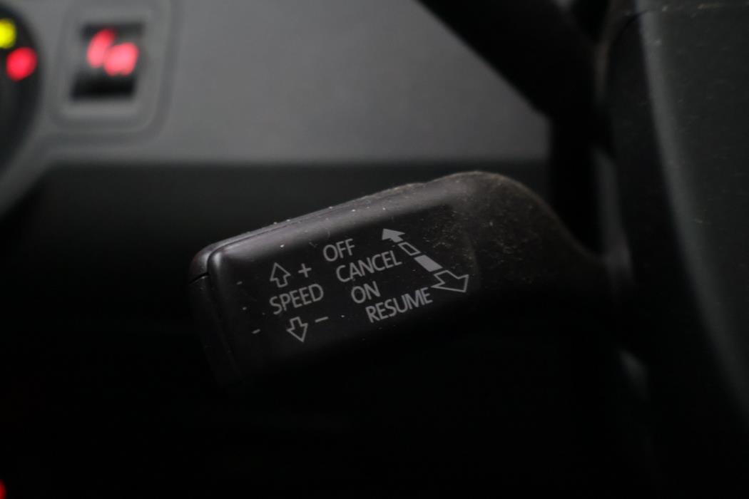 VOLKSWAGEN Passat 2010