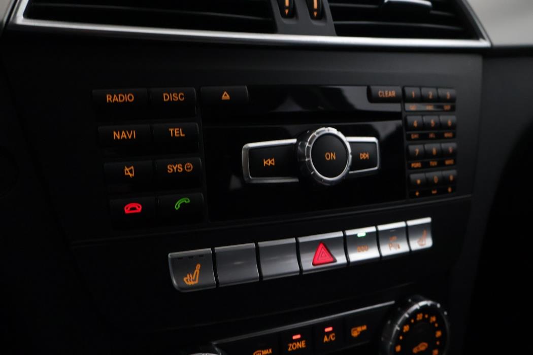 MERCEDES-BENZ C 2012