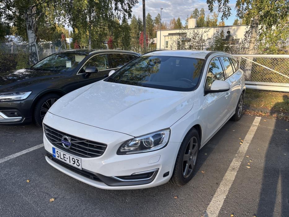 VOLVO V60 2014