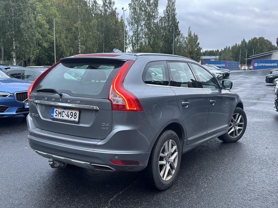VOLVO XC60 2017