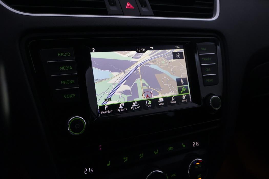 SKODA Octavia 2016