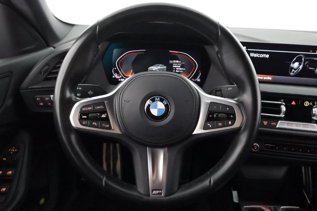 BMW 218 2023