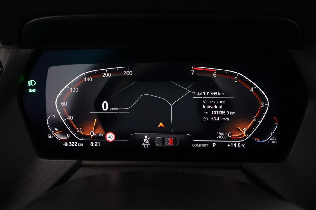BMW 218 2023